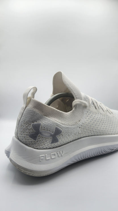 Under Armour Flow Velociti SE