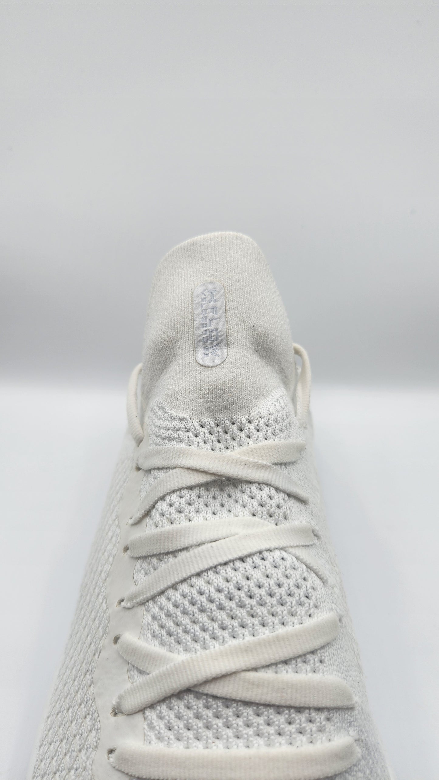 Under Armour Flow Velociti SE